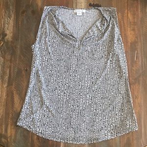 Black and white patterned blouse